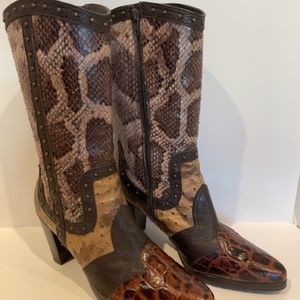 STUART WIETZMAN LEATHER EMBELLISHED BOOTS SIZE 9